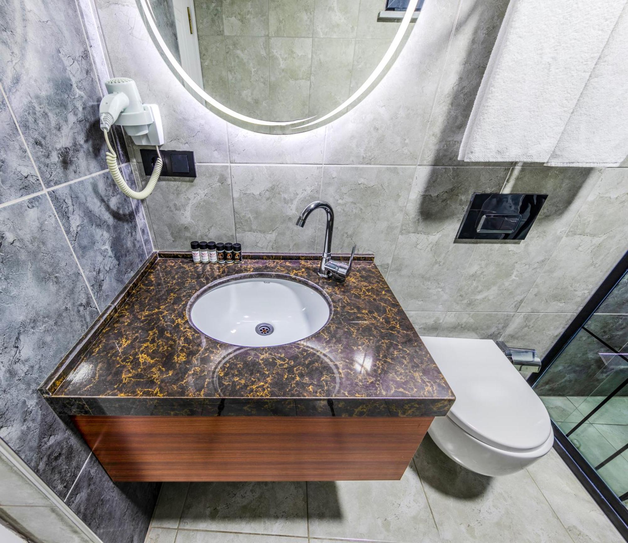 Med Life Hotel Istanbul Airport Arnavutkoy Extérieur photo