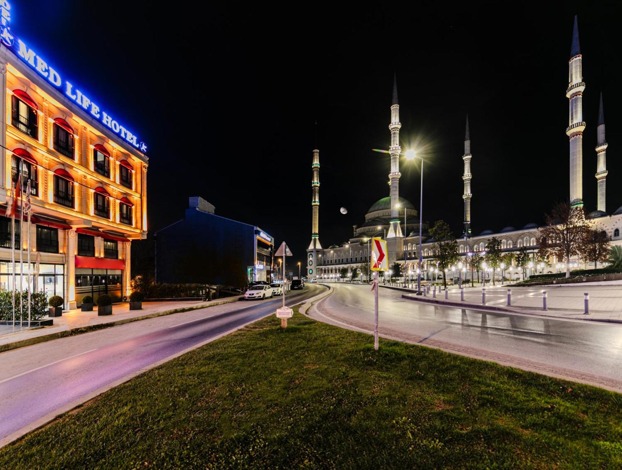 Med Life Hotel Istanbul Airport Arnavutkoy Extérieur photo